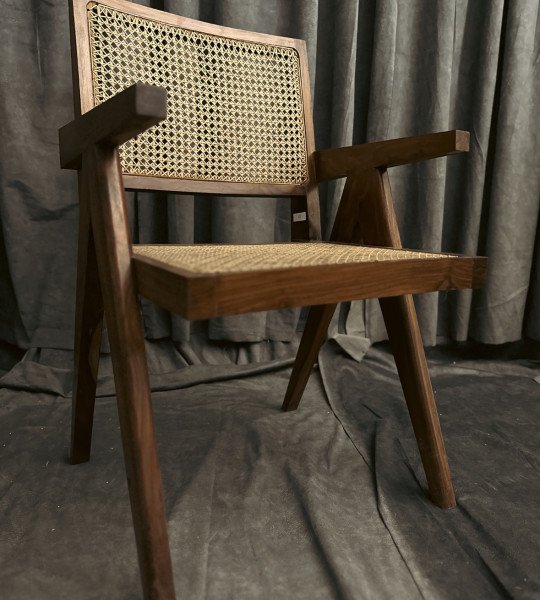 The Pierre Chair (Dark Brown)